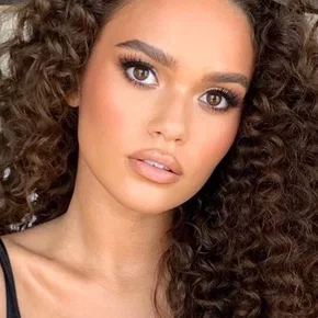 Photo star : Madison  Pettis