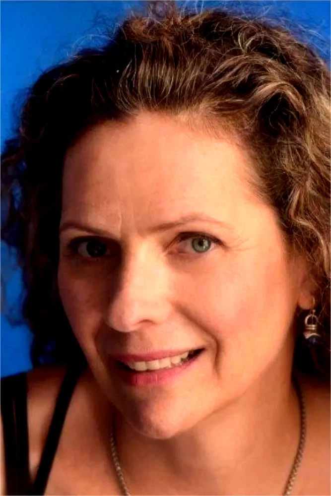  Sharon Hacohen