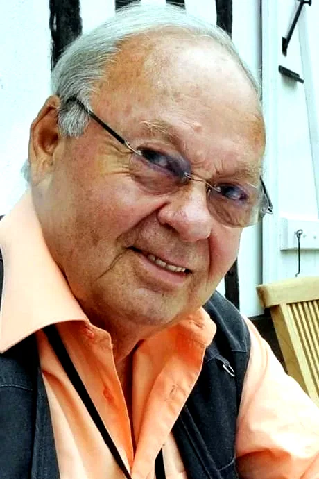  Siné