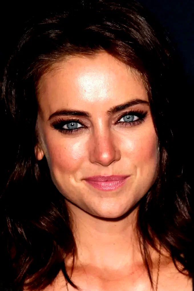 Jessica Stroup