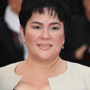 Photo star : Jaclyn Jose