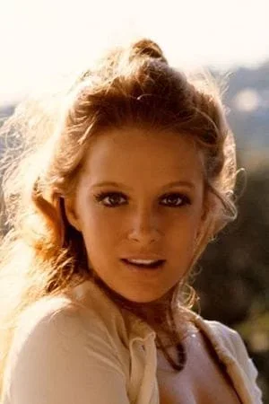  Claudia Jennings photo