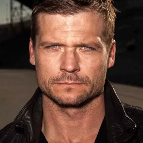 Photo star : Bailey Chase