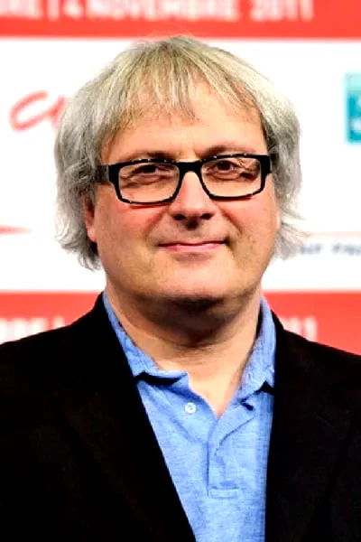 Simon Curtis