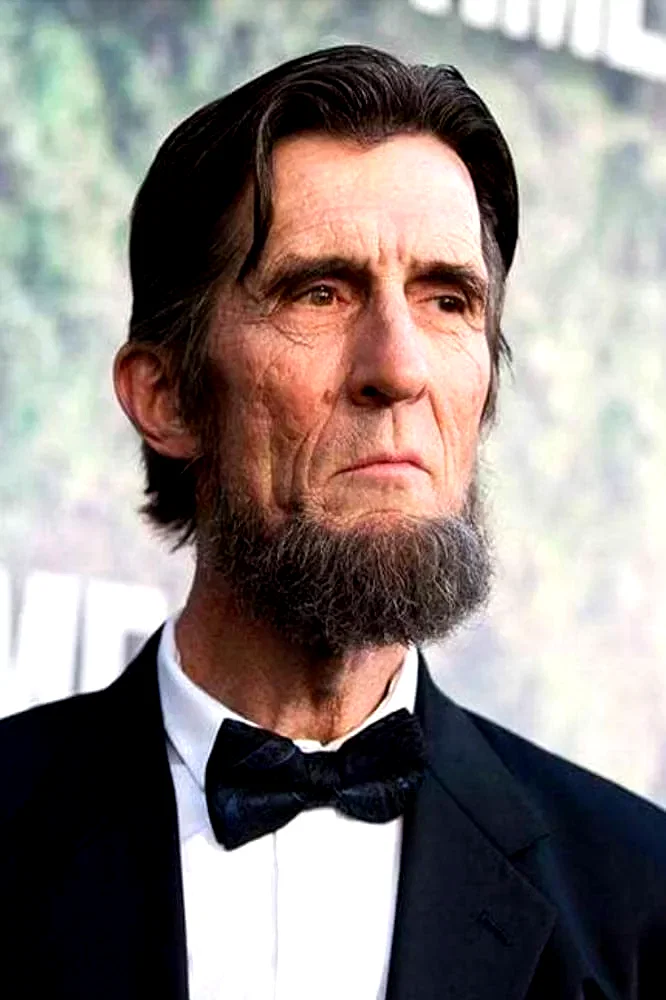  Robert Broski