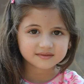 Photo star :  Harshaali Malthotra