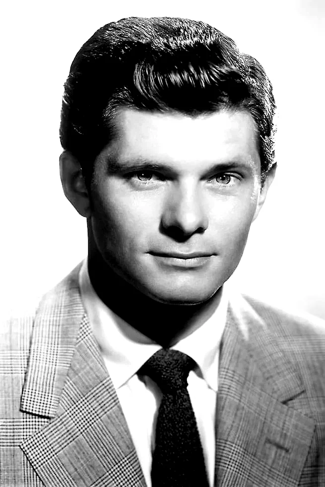 Dewey Martin