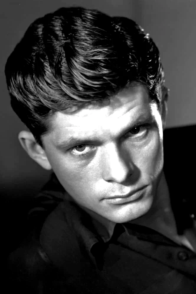 Dewey Martin