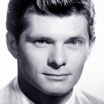 Dewey Martin