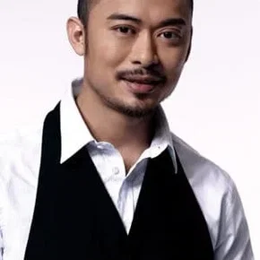 Photo star :  Louis Fan Siu-Wong