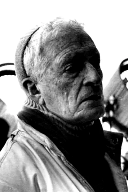  Laszlo Benedek