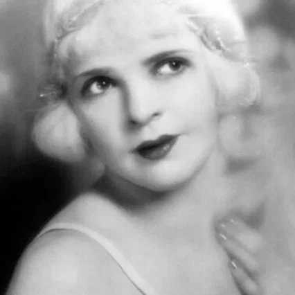 Harriet Hoctor