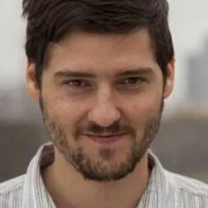  Carlos Marques-Marcet