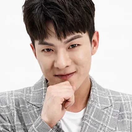  Na Taeju