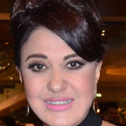  Madeleine Tabar