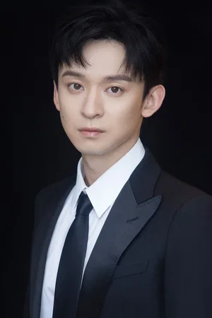  Dong Zijian