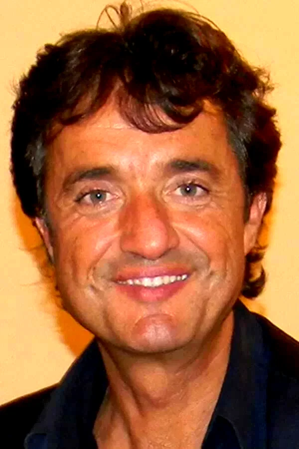  Giulio Base