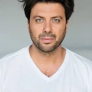  Laurent Allaire