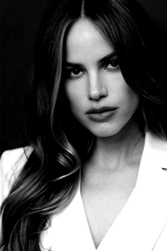 Halston Sage