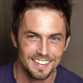 Photo star : Desmond Harrington