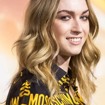  Jamie Clayton