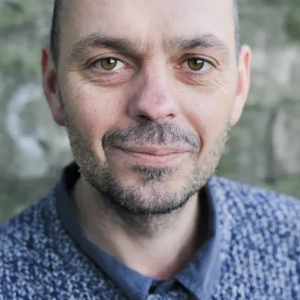  Tudor Smoleanu