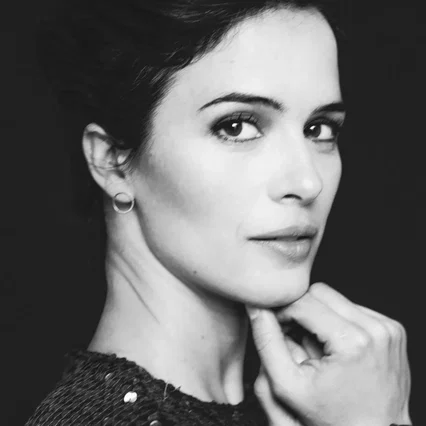  Catherine De Lean