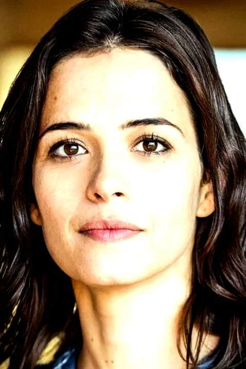  Catherine De Lean