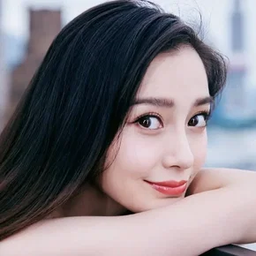 Photo star :  Angelababy