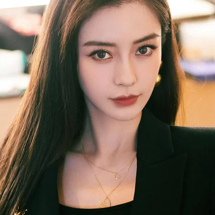  Angelababy
