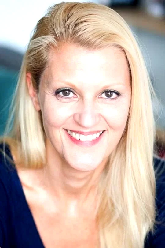  Karine Dogliani