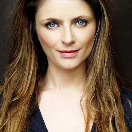  Amber McMahon