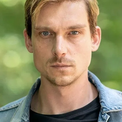  Daniel Sträßer