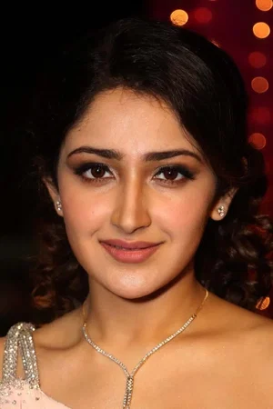  Sayesha Saigal