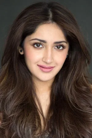  Sayesha Saigal photo