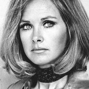 Photo star :  Wanda Ventham