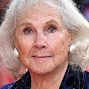 Photo star :  Wanda Ventham