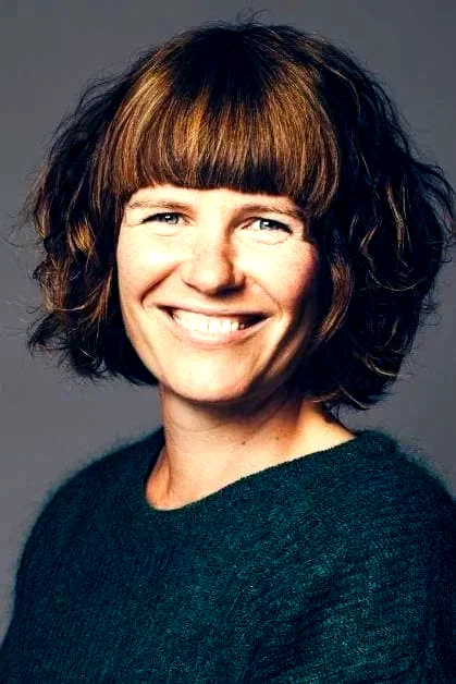  Anne Gry Henningsen