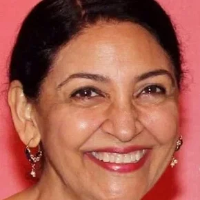 Photo star : Deepti Naval