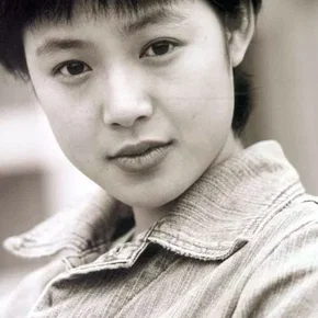 Photo star : Zhou Yun