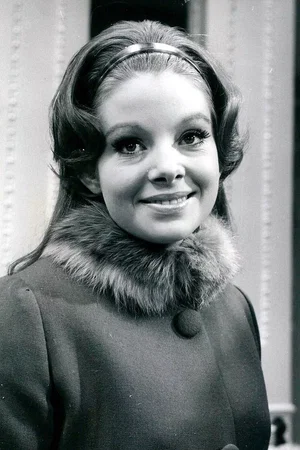Anna Calder-Marshall photo