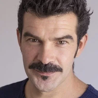  Johnny Montreuil