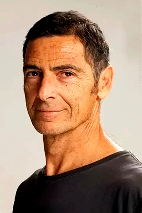  Gustavo Garzón