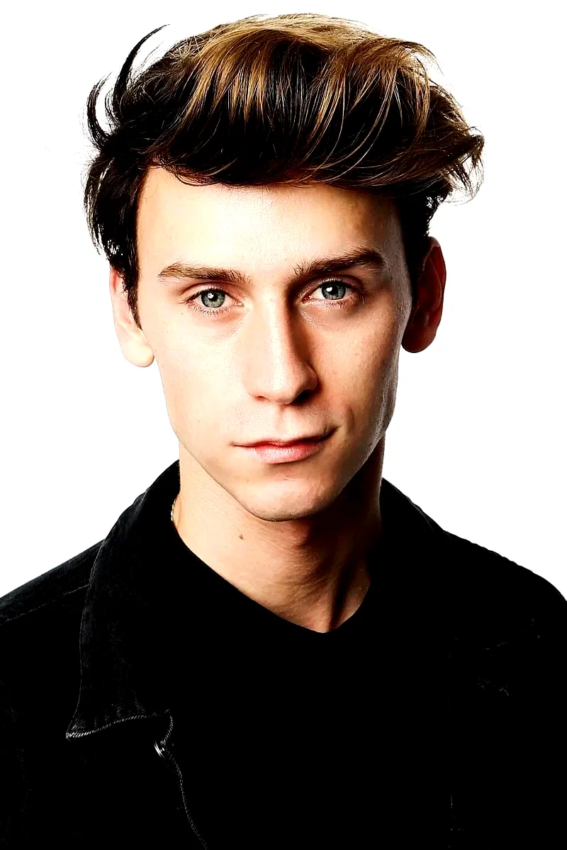  Oskar Belton
