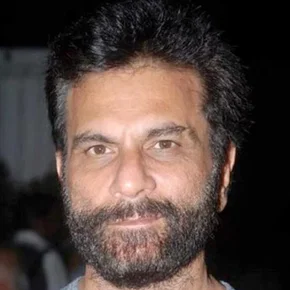 Photo star : Pavan Malhotra