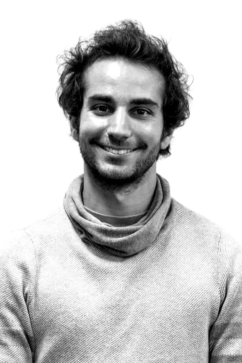 Adrián  Saba