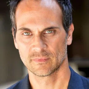 Photo star : Todd Stashwick