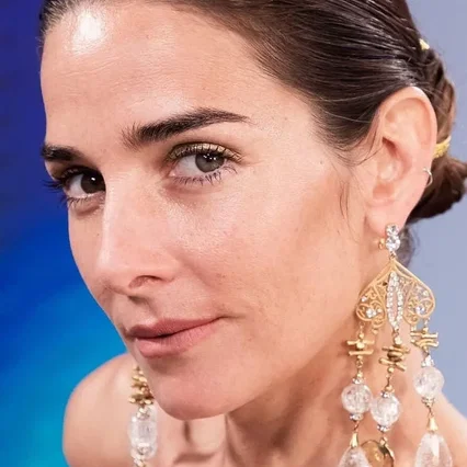  Juana Viale