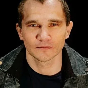  Alexander Zamuraev