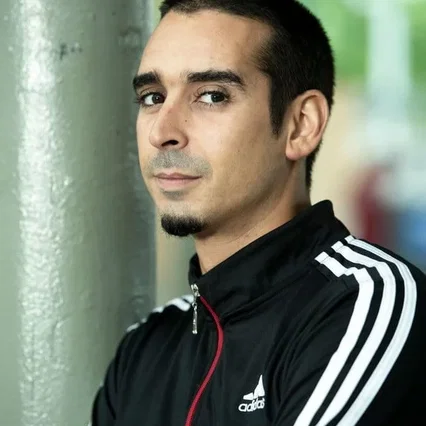  Junes Lazaar